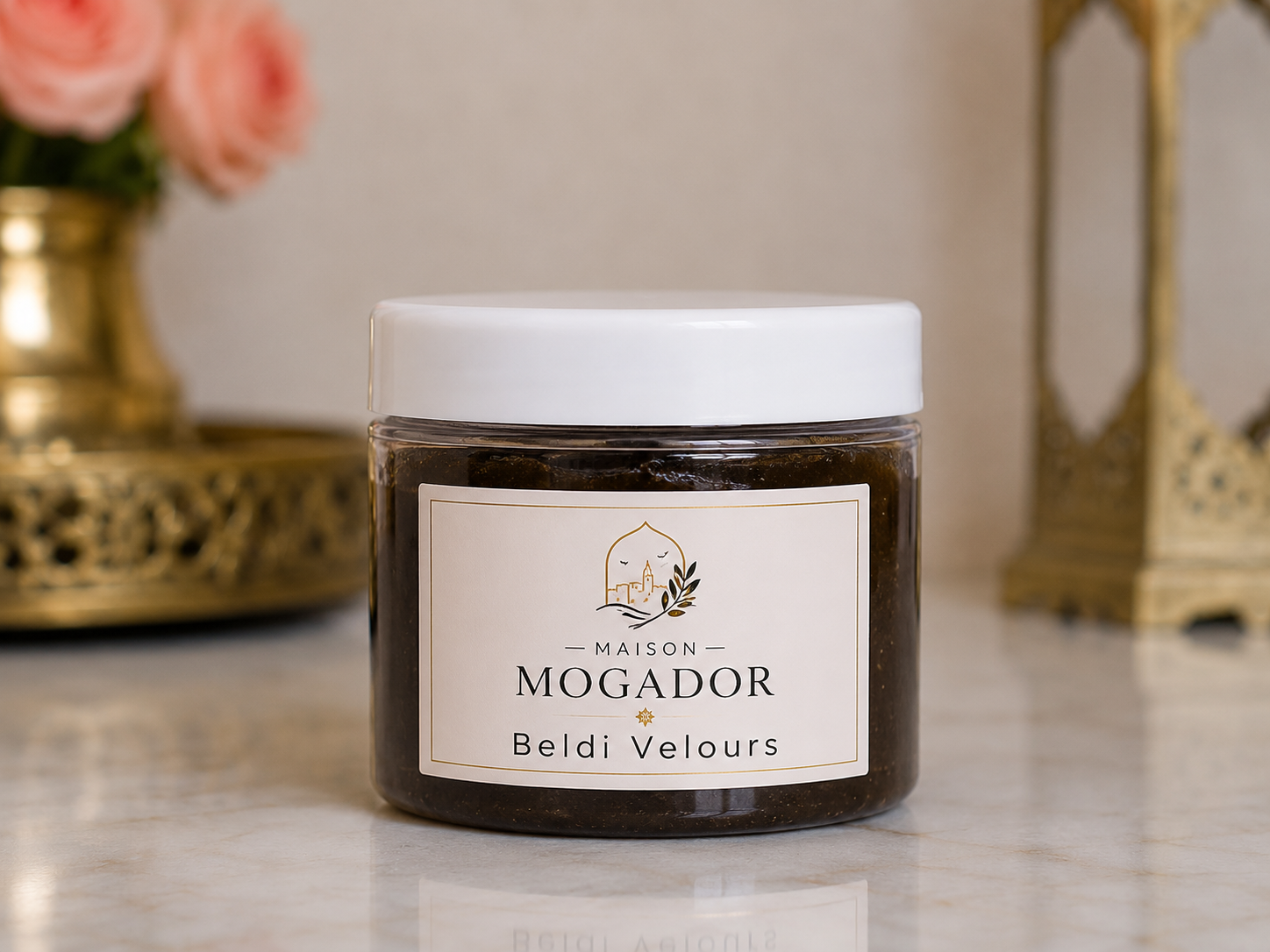 Pot de savon noir Beldi Velours Maison Mogador, soin traditionnel marocain utilisé au hammam pour préparer la peau au gommage.
